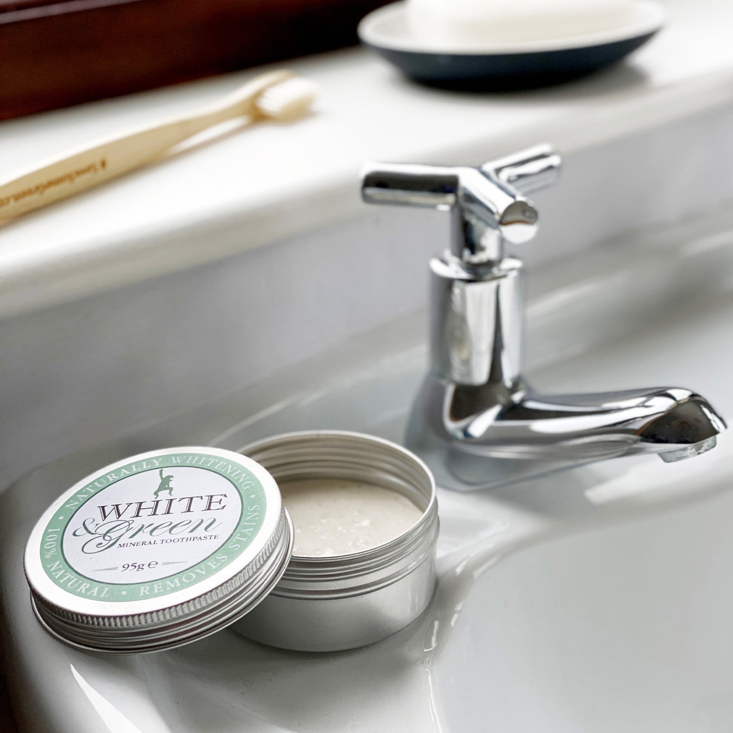 White & Green Mineral Toothpaste